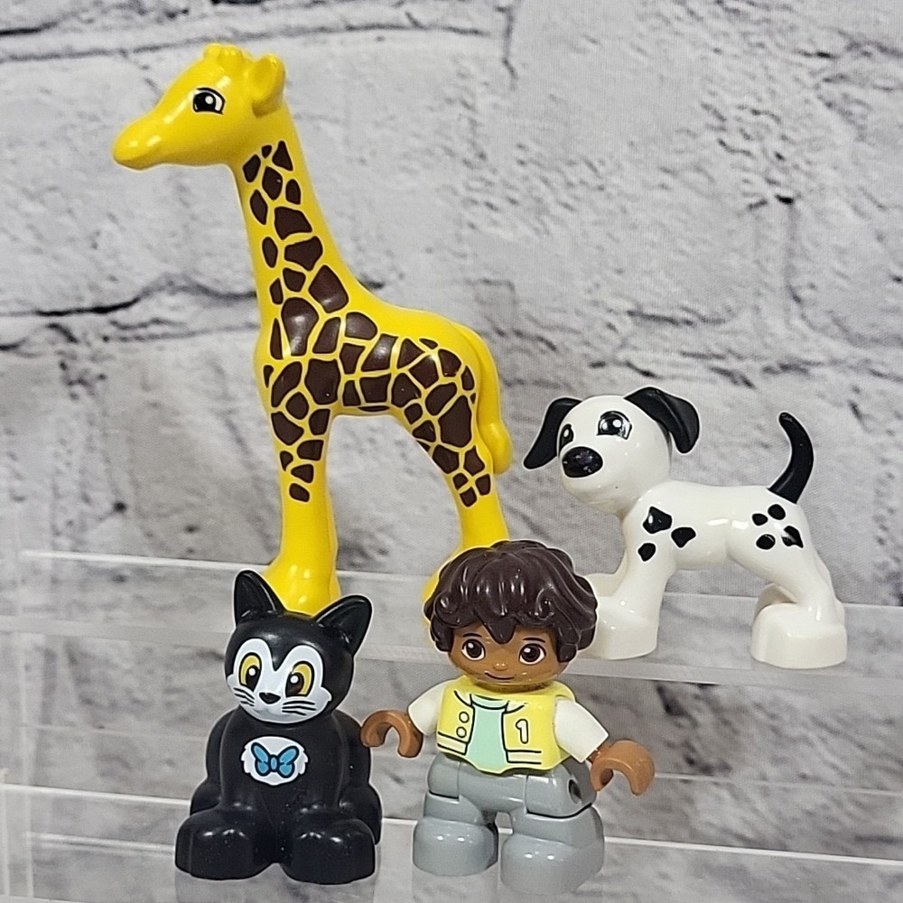 Lego Duplo Figures Lot Of 4 Child Boy Animals Giraffe Pets Cat Dalmatian Dog